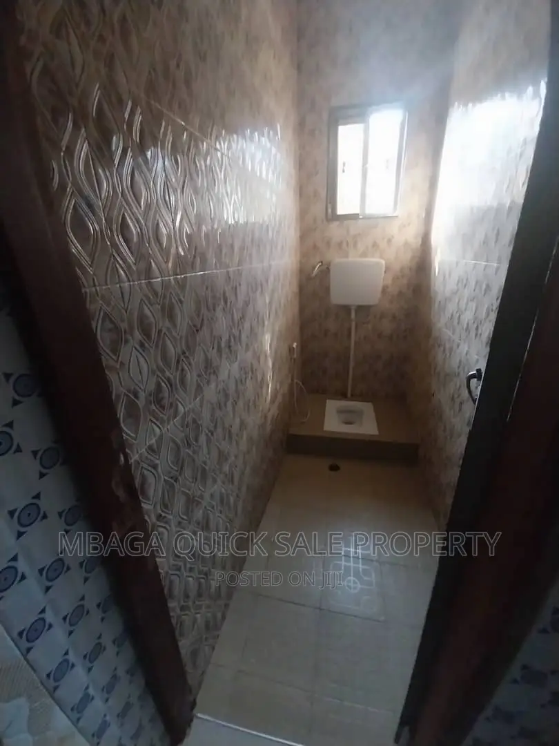 3bdrm House in Mbezi Mazulu for sale