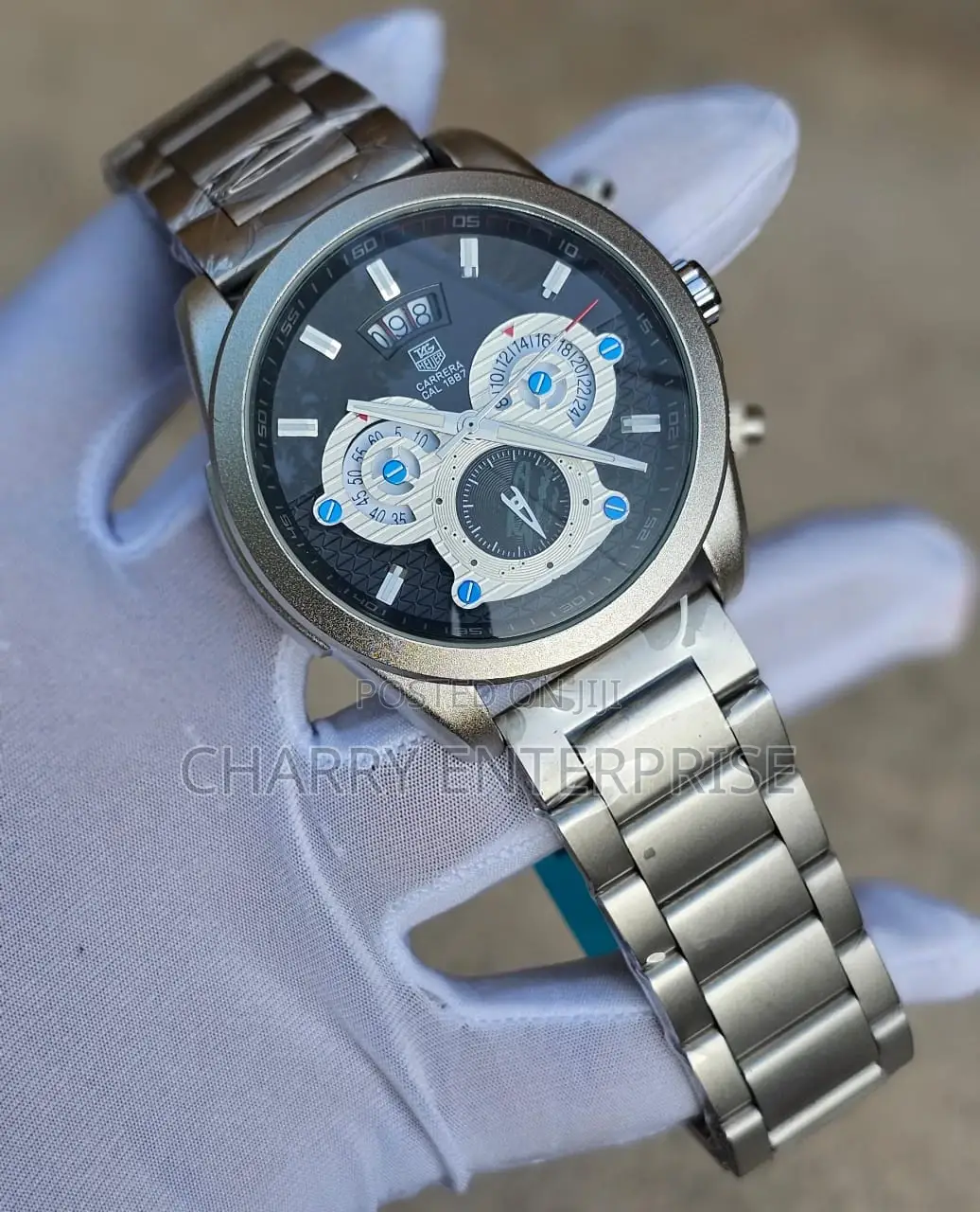 NEW TAG CARRERA Heavy Weight Watch