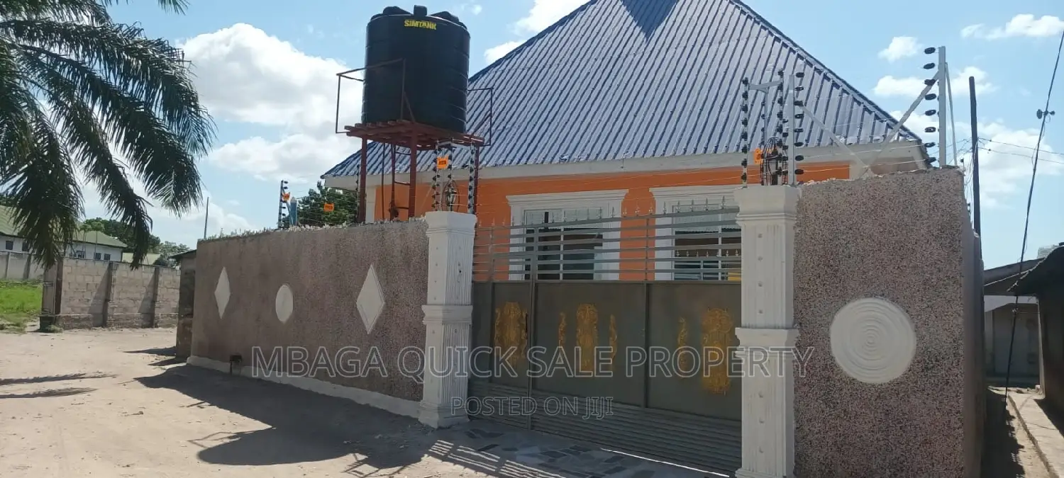3bdrm House in Mwananyamala for rent