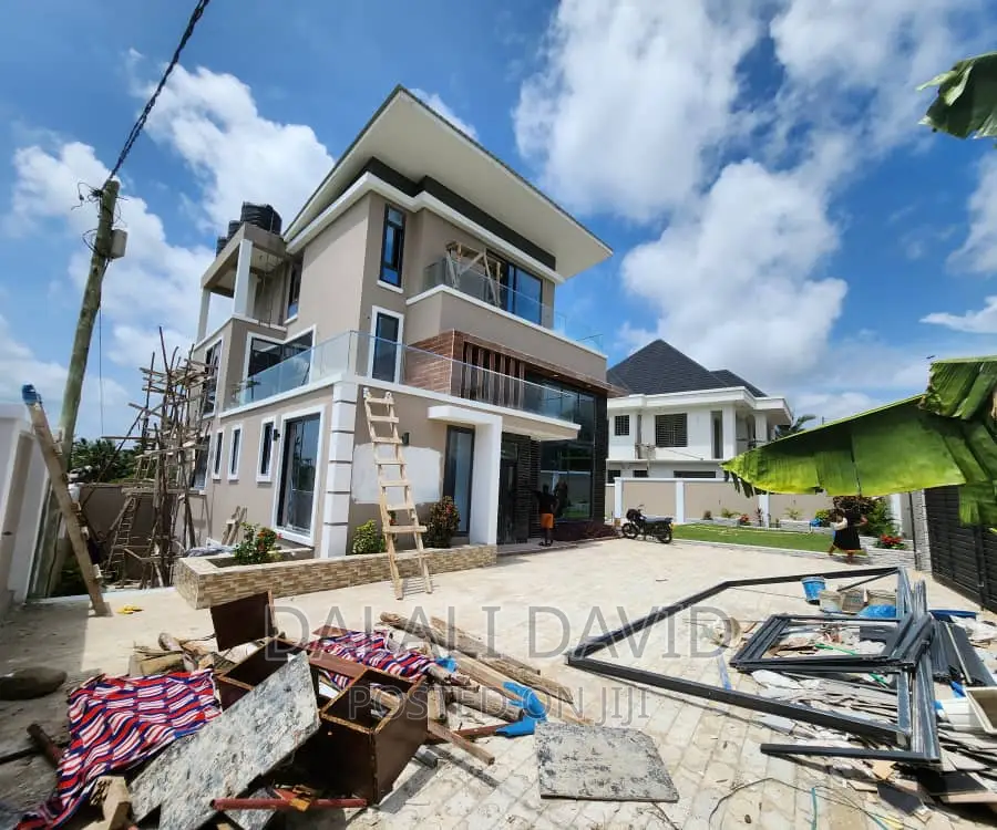 4bdrm House in Goba Magorofani, Kinondoni for sale