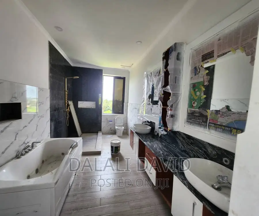4bdrm House in Goba Magorofani, Kinondoni for sale