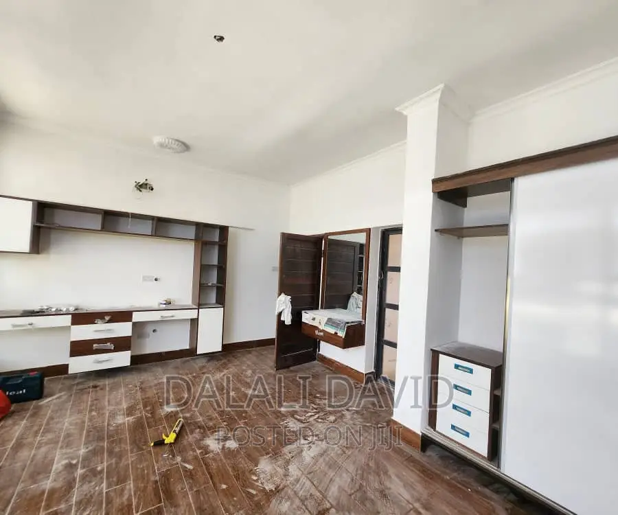4bdrm House in Goba Magorofani, Kinondoni for sale