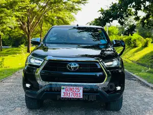 Toyota Hilux 2020 Black
