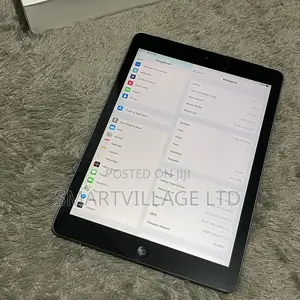 Apple iPad Air 64 GB Gray