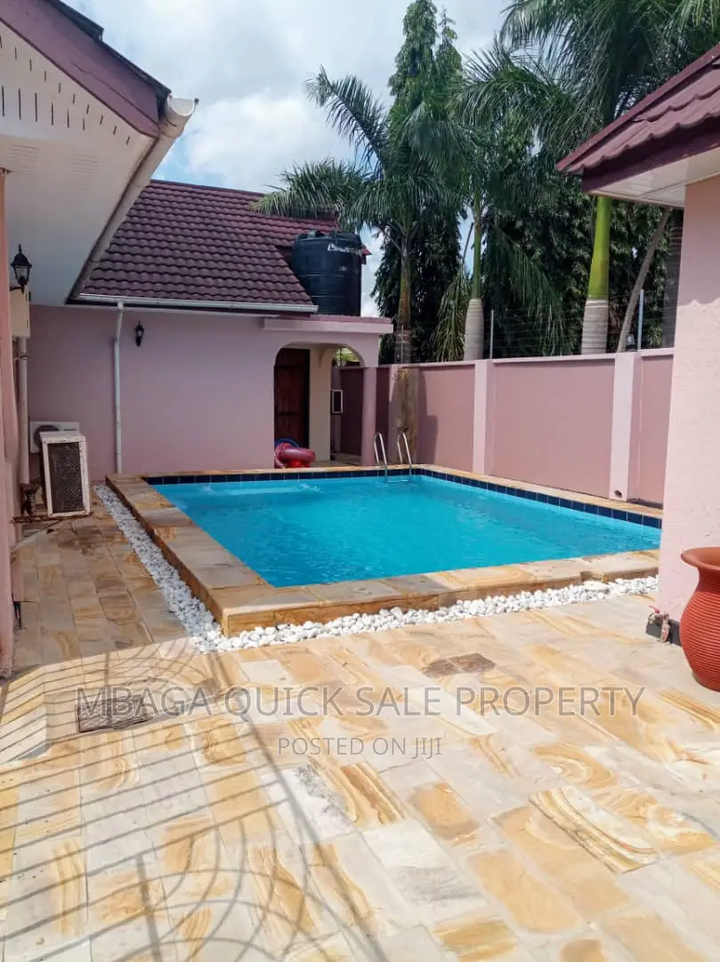 4bdrm House in Salasala Mwanzo, Mbezi for sale