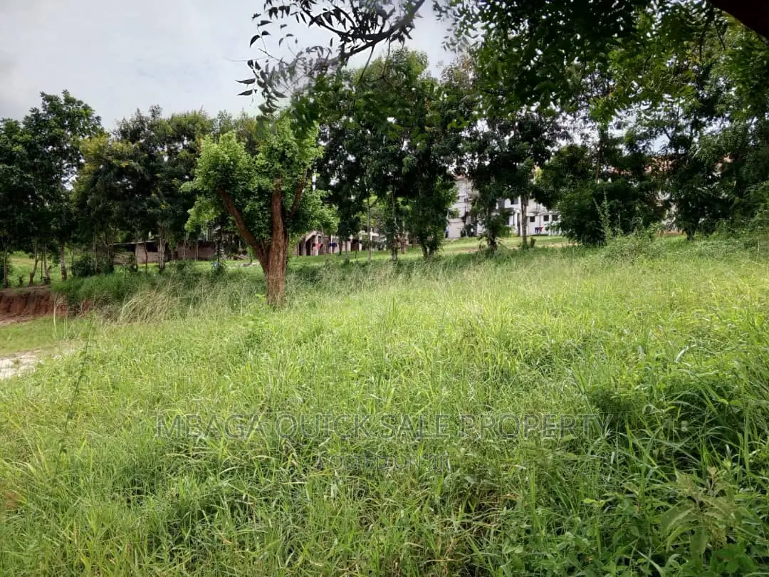 Plot for Sale at Madale