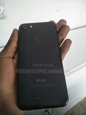 Apple iPhone 7 32 GB