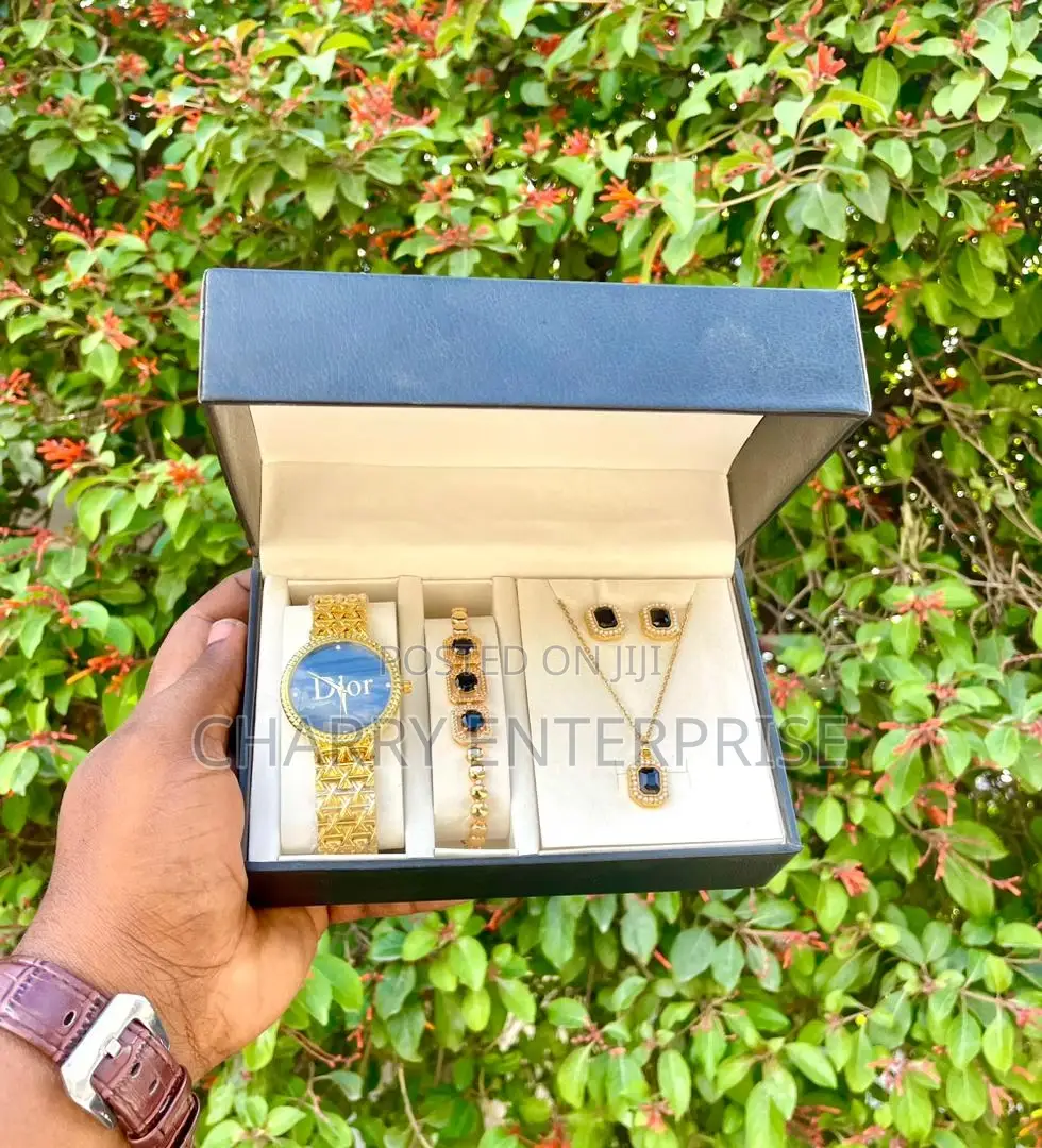 Full Set
Saa
Cheni
Hereni
Blaslet