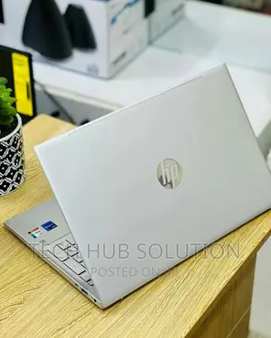 New Laptop HP 15 8GB Intel Core I5 SSD 512GB
