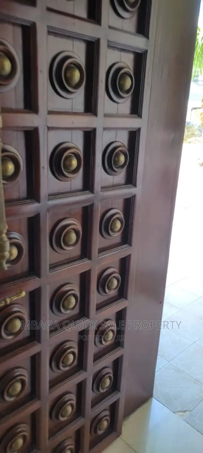 7bdrm House in Masaki  Slip Way for rent