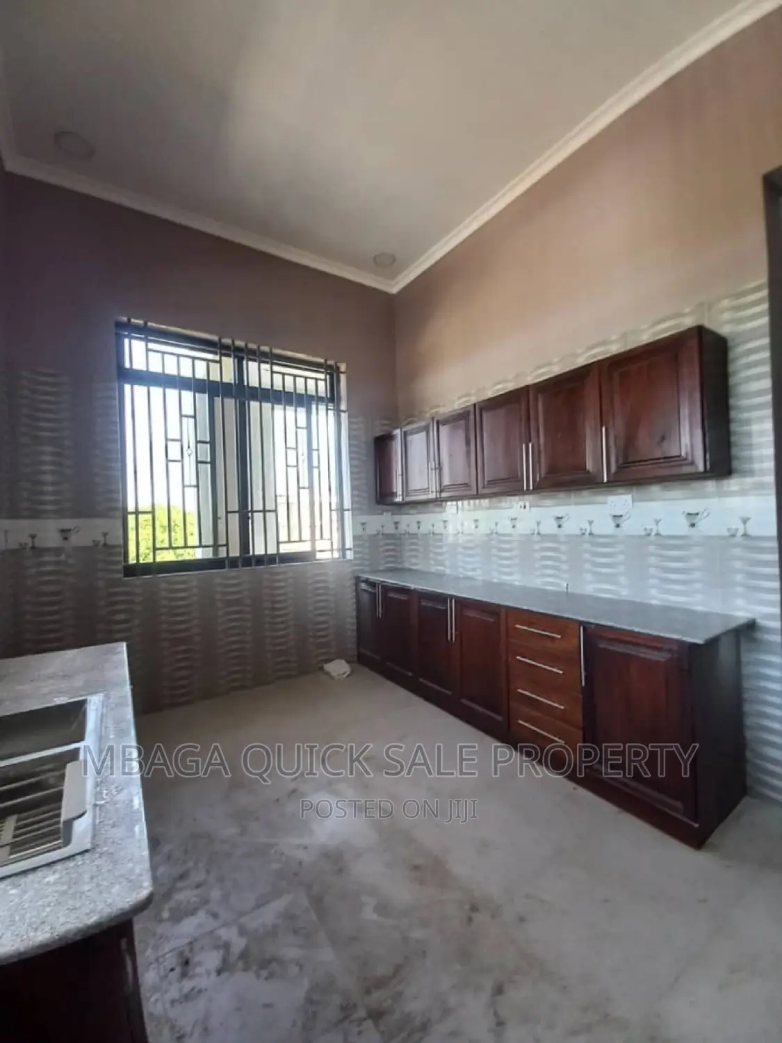 2bdrm Apartment in Makongo  Mwisho, Mlimani for rent
