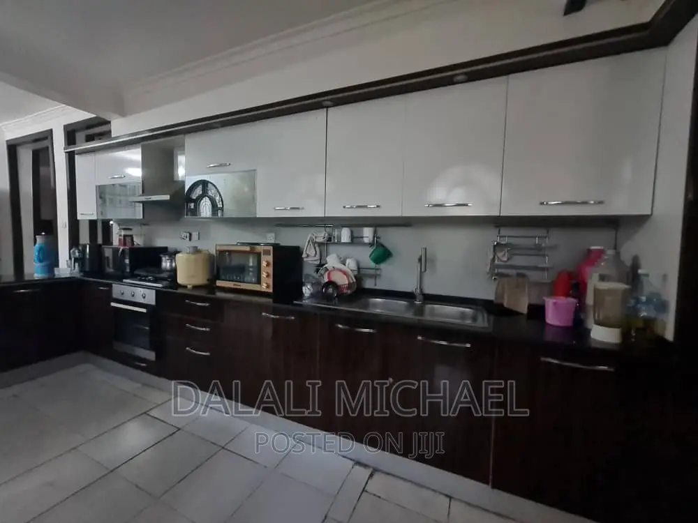 4bdrm House in Mbezibeach for sale