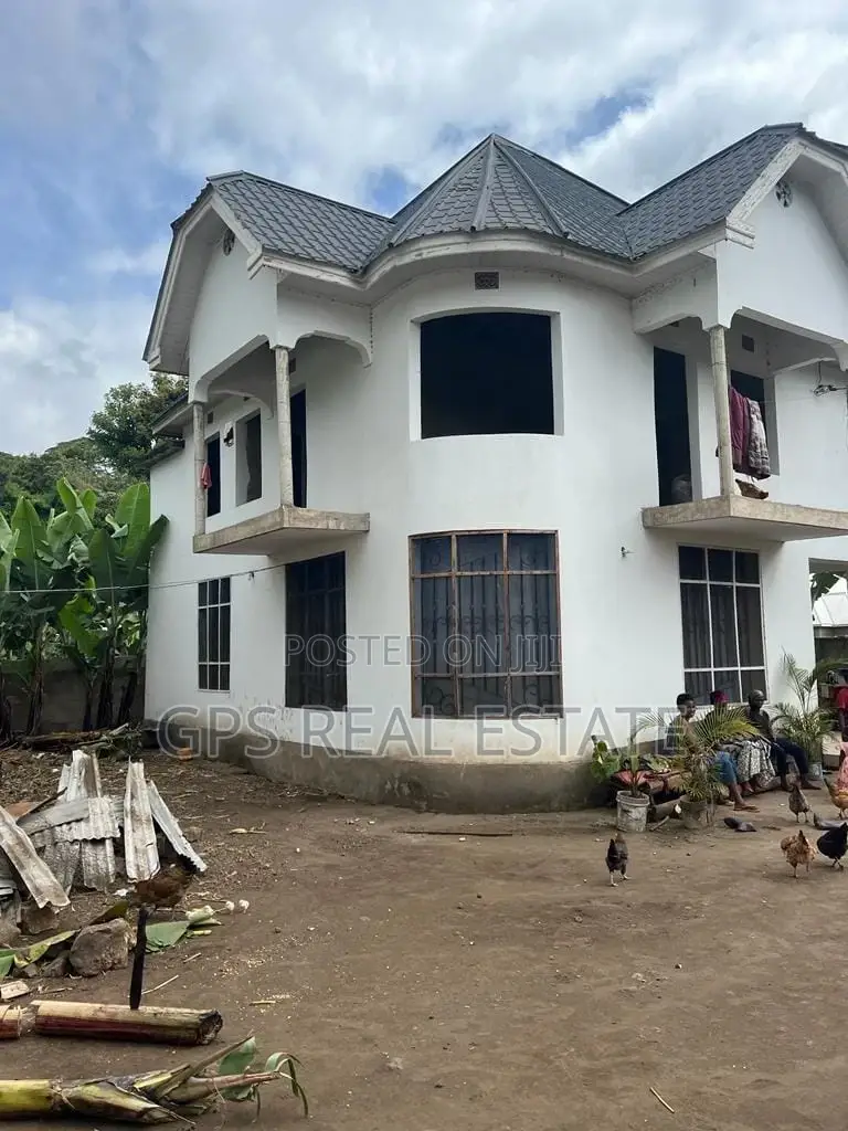 4bdrm House in Usa River  Momela, Arusha for sale