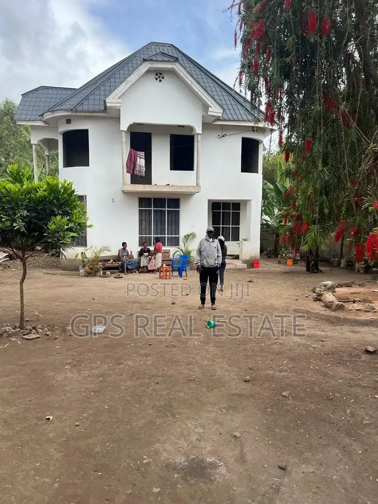 4bdrm House in Usa River  Momela, Arusha for sale