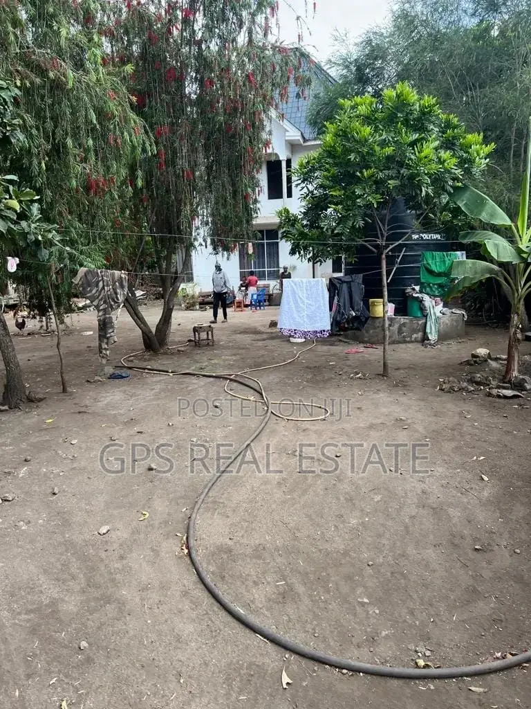 4bdrm House in Usa River  Momela, Arusha for sale