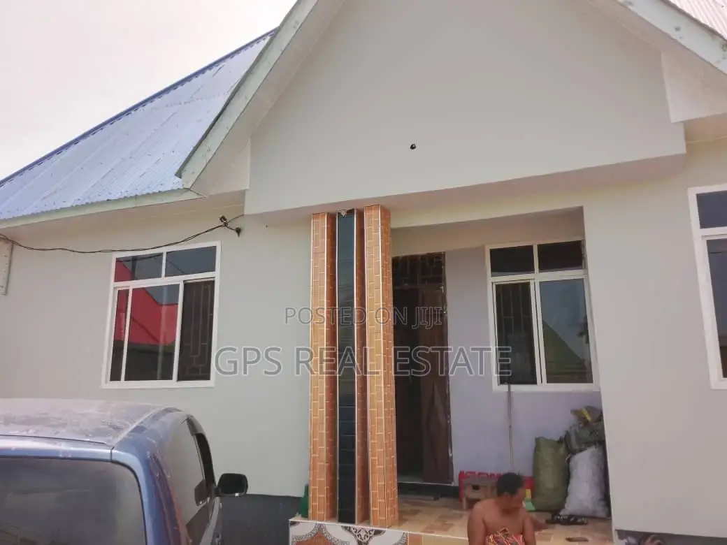 3bdrm House in Kisemvule, Ilala for sale