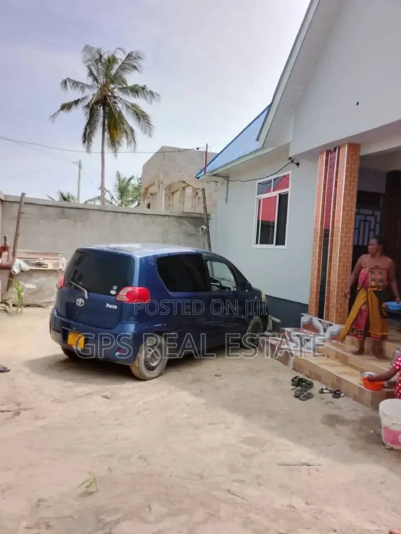 3bdrm House in Kisemvule, Ilala for sale