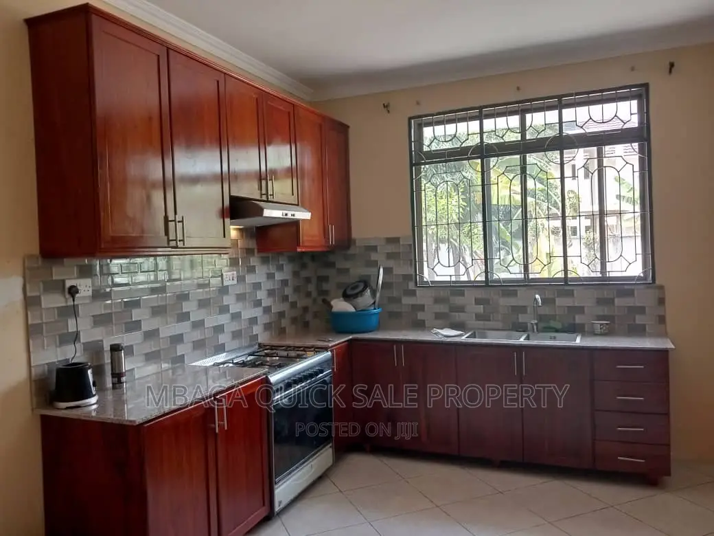 4bdrm House in Tegeta Masaiti, Bunju for rent