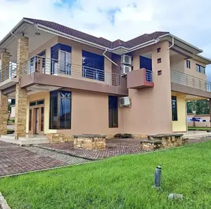7bdrm House in Mbweni for rent
