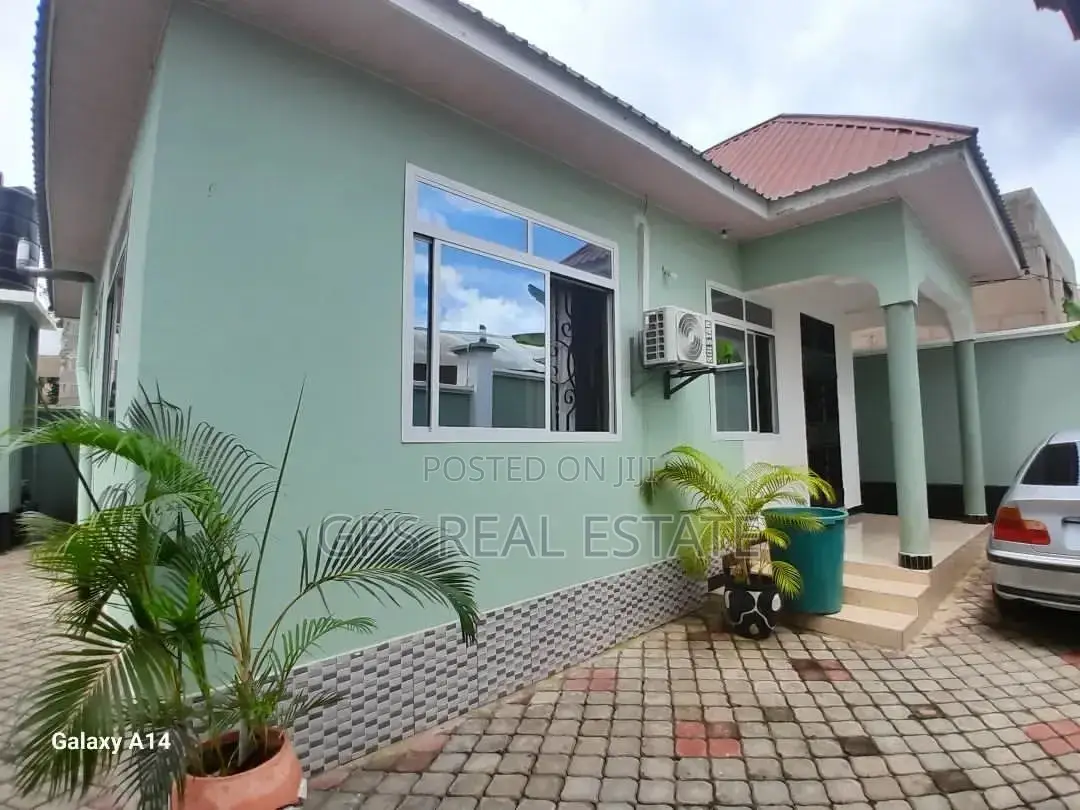 3bdrm House in Mbezi Msumi, Kinondoni for sale