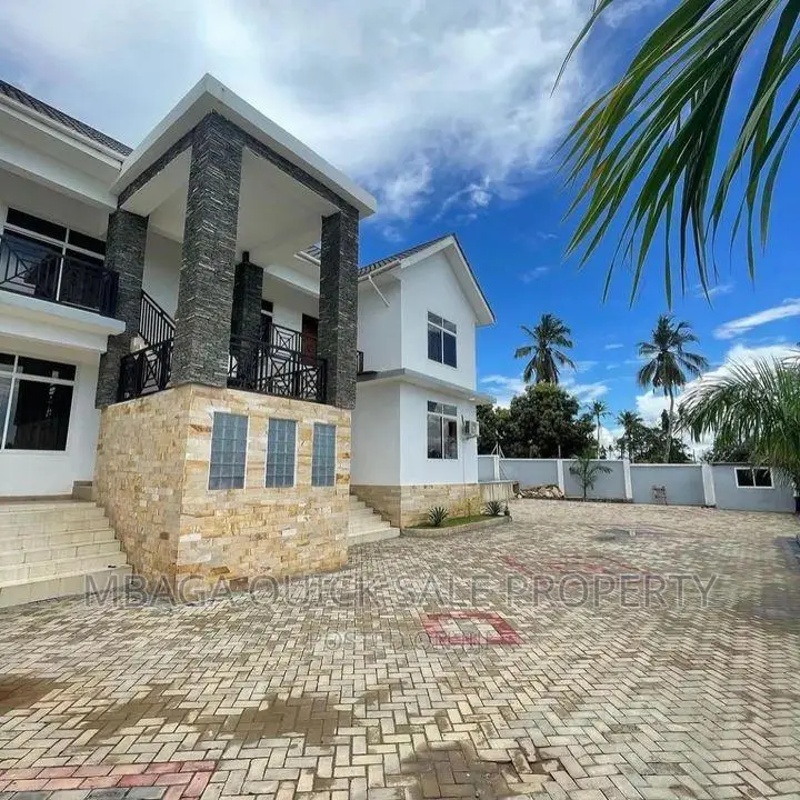 Furnished 2bdrm Apartment in Goba for rent