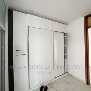 3bdrm Apartment in Mbez Beach for rent