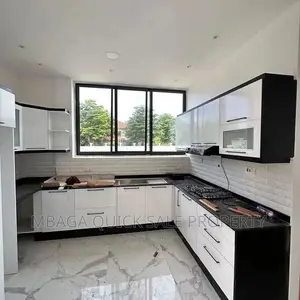 3bdrm Apartment in Mbez Beach for rent
