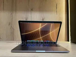 New Laptop Apple MacBook Pro 2019 16GB Intel Core I9 SSD 128GB