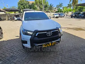 Toyota Hilux 2.8 Diesel 2020 White
