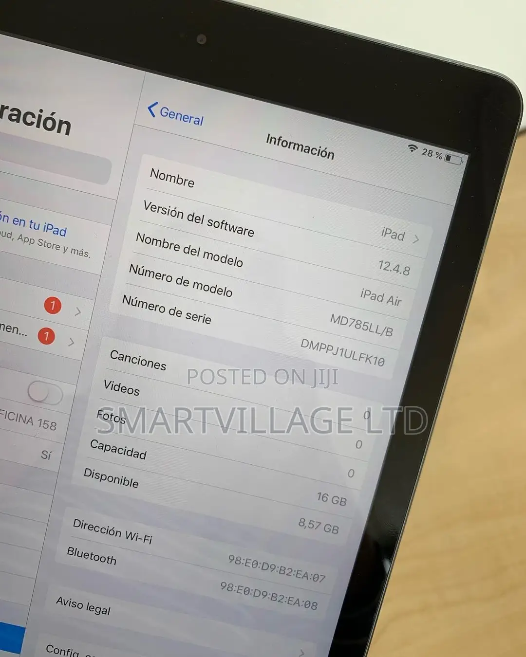 Apple iPad Air 16 GB Gray