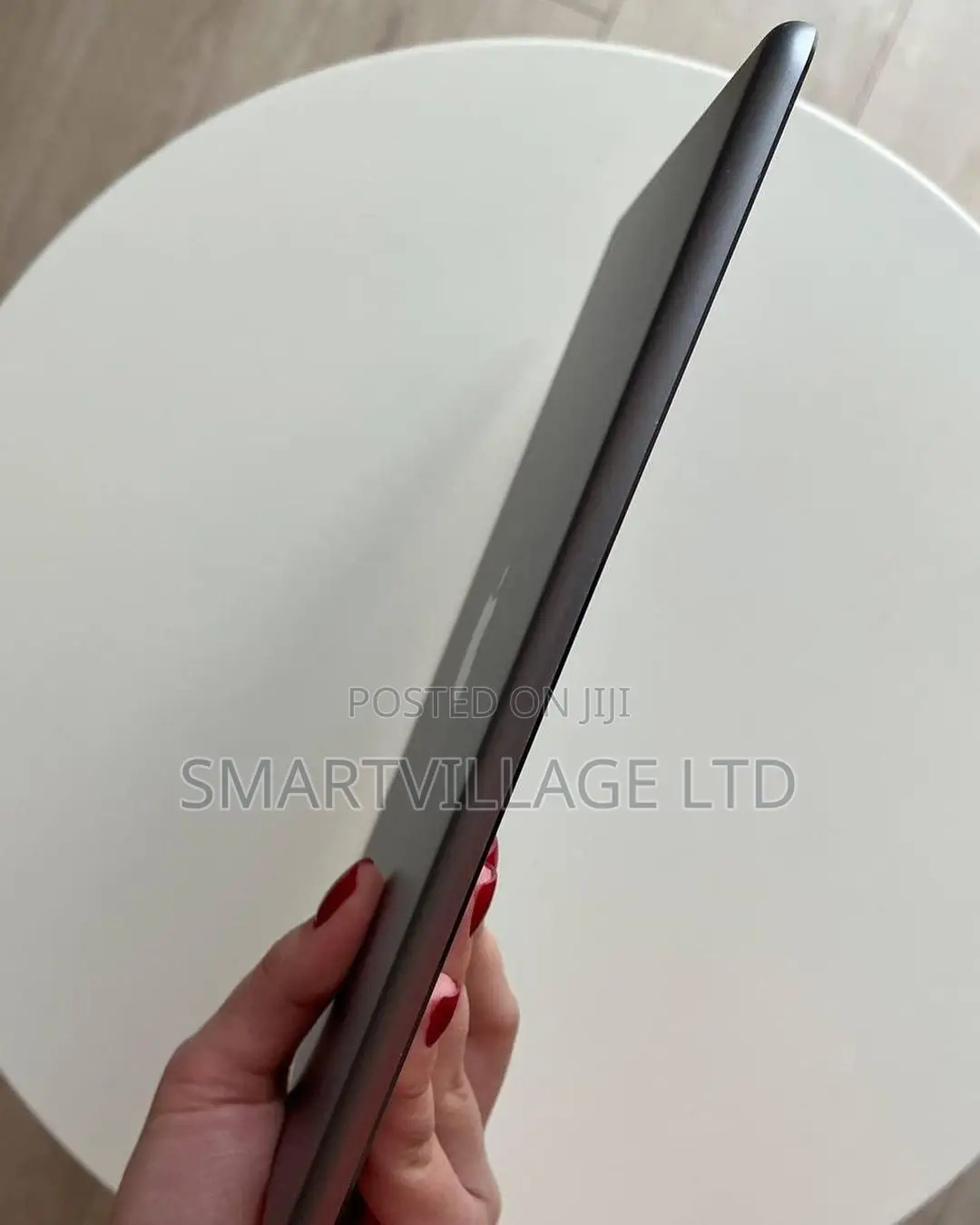 Apple iPad Air 16 GB Gray