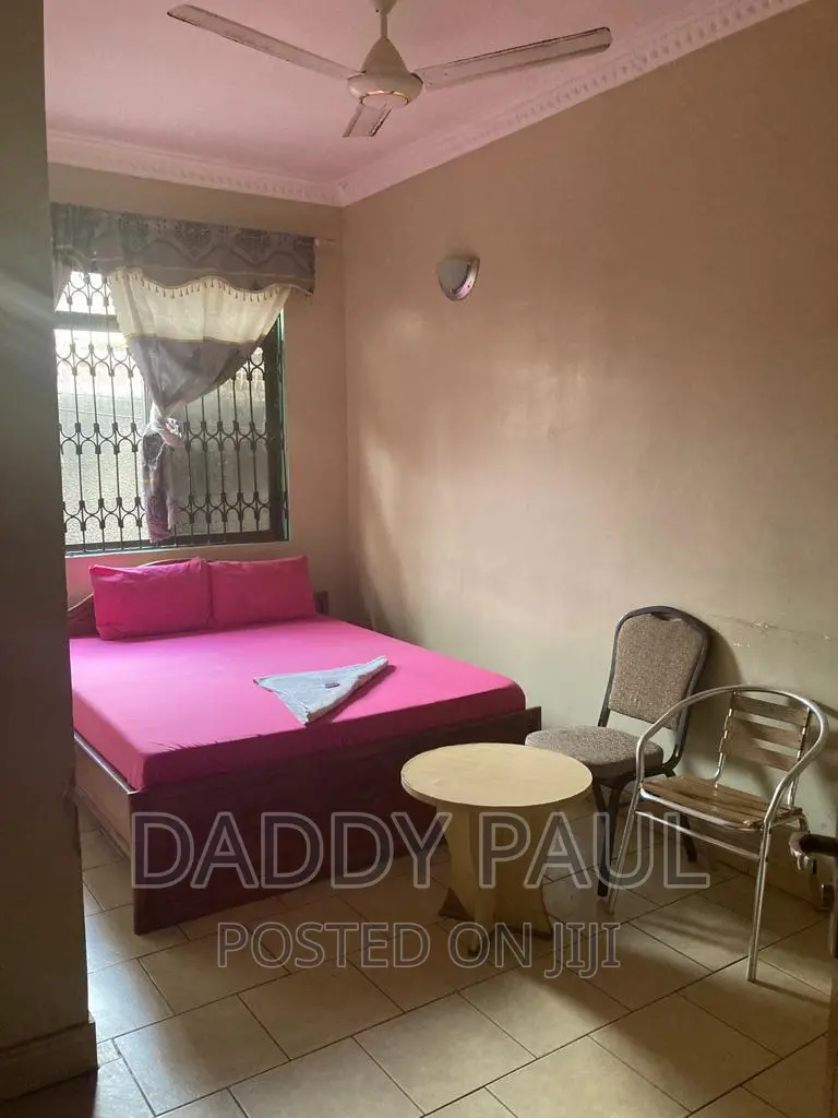 Furnished 8bdrm Room & Parlour in Mtoni for sale