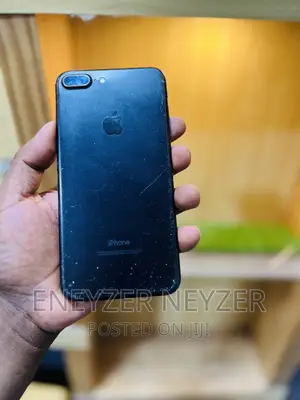 Apple iPhone 7 Plus 32 GB Black