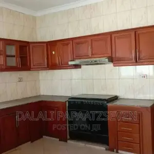 3bdrm House in Dalalipapaatzseven, Bunju for rent