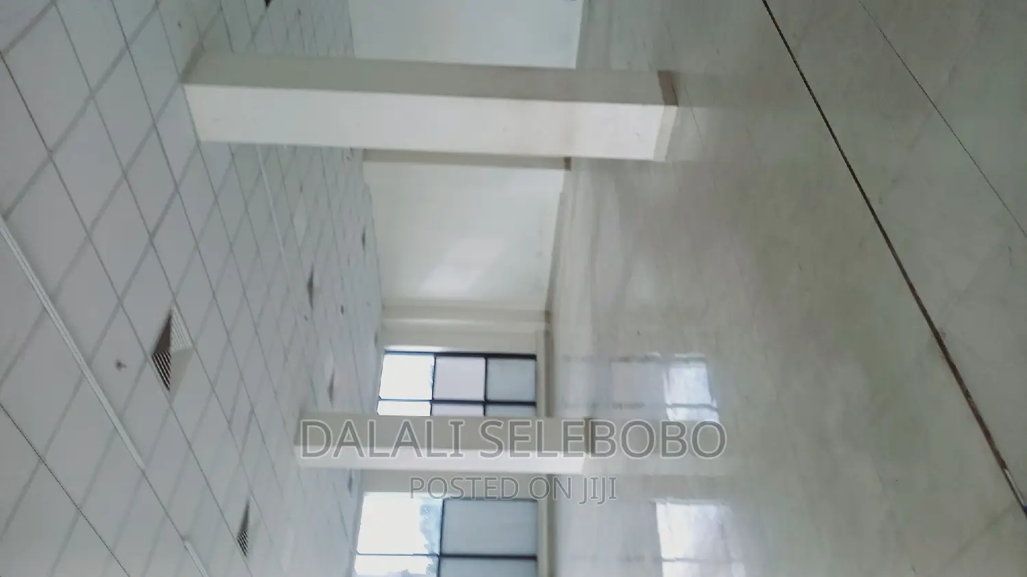 Office Bangalore Flo W 4 Near by Mliman City Mall
