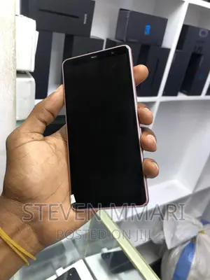 Sharp Aquos C10 64 GB Gold