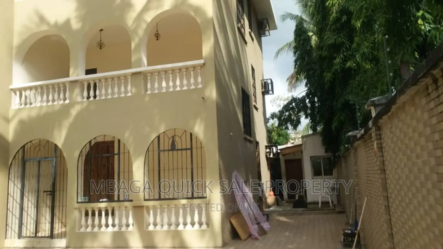 Furnished 5bdrm House in Msasani Beach for rent