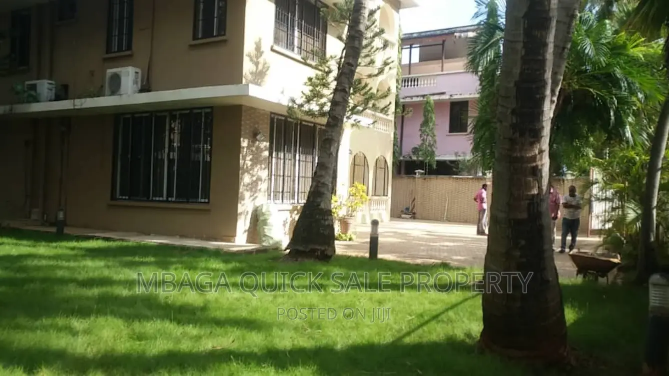 Furnished 5bdrm House in Msasani Beach for rent