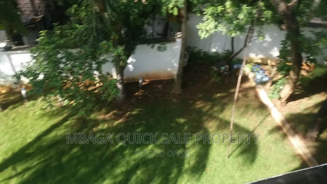 Furnished 5bdrm House in Msasani Beach for rent