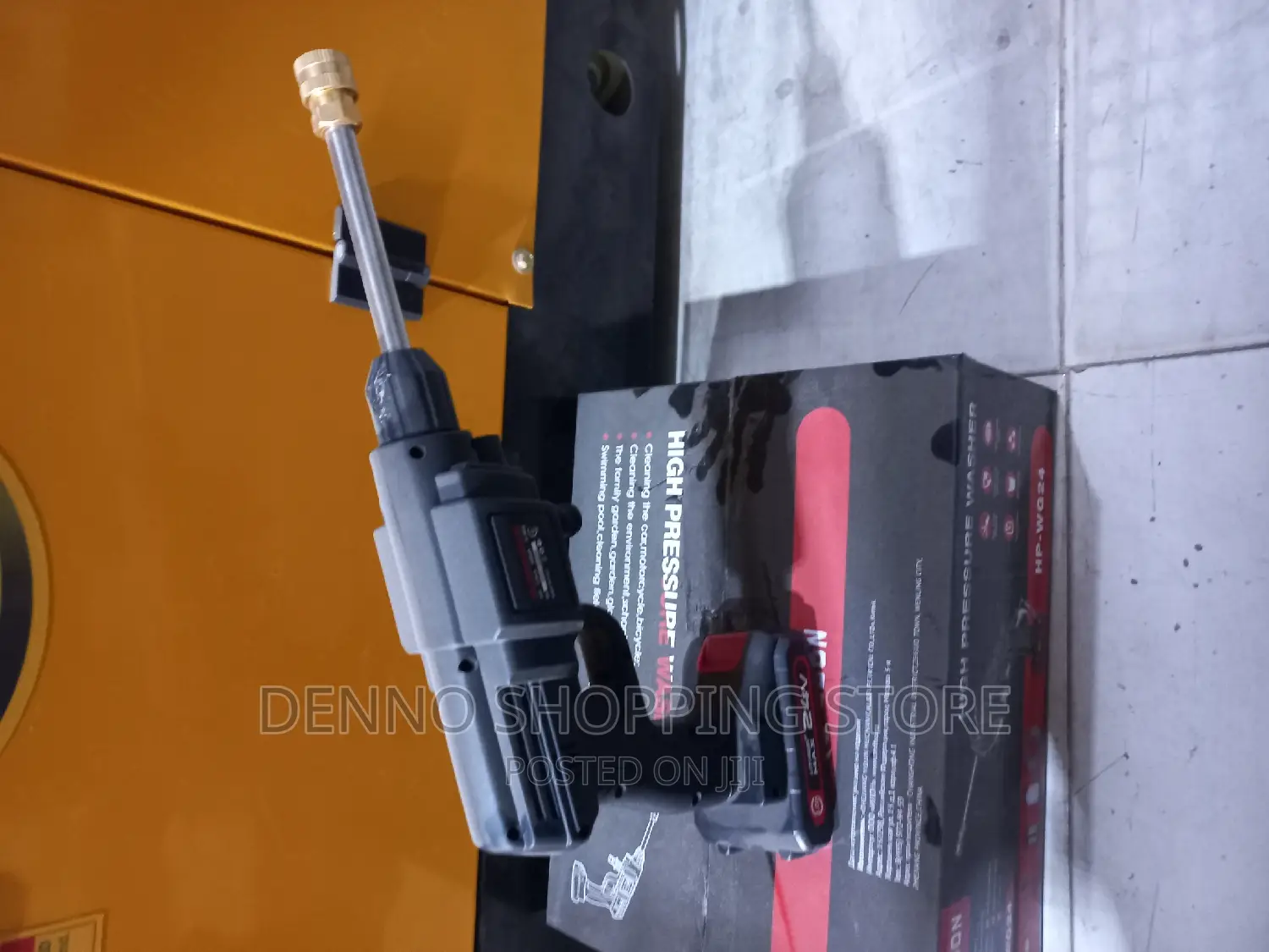 Pressure Washer Rechargeable With 2 Batteries