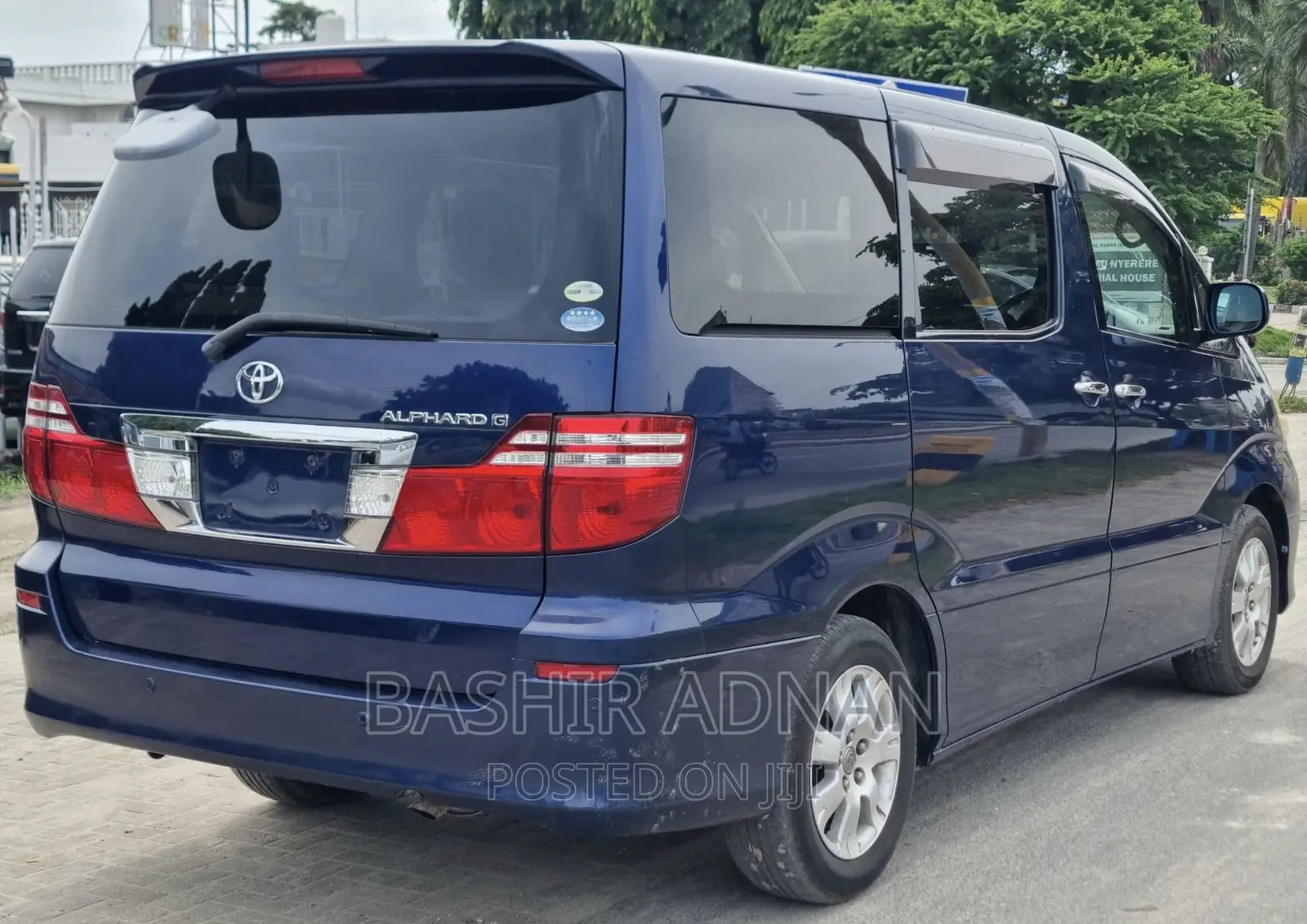 Toyota Alphard 2006 Blue