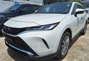 Toyota Harrier 2022 White