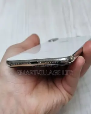 Apple iPhone X 64 GB White