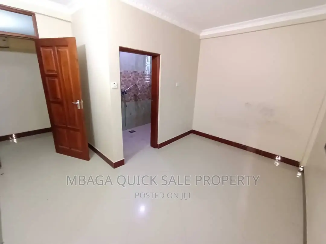 3bdrm Apartment in Mbezi Kwa Msuguri for rent