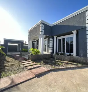 3bdrm House in Kigamboni Kibugumo for sale