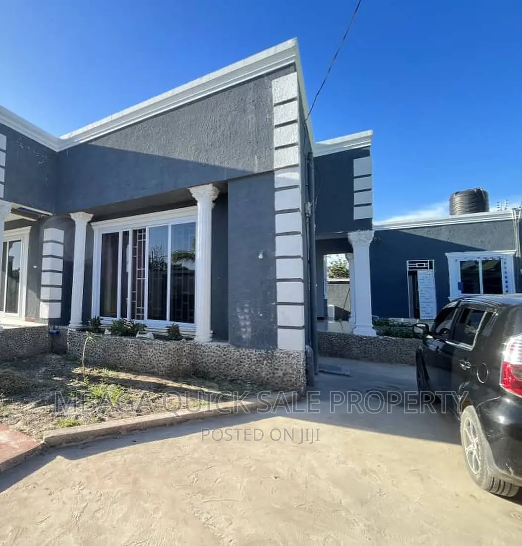 3bdrm House in Kigamboni Kibugumo for sale