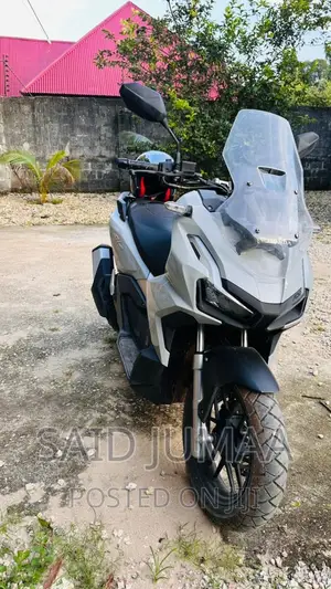 Honda 2023 Silver