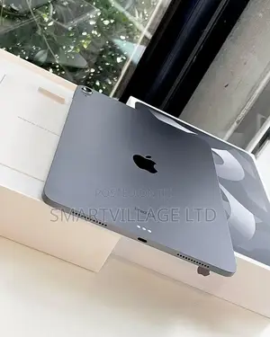 Apple iPad Air (2022) 256 GB Gray