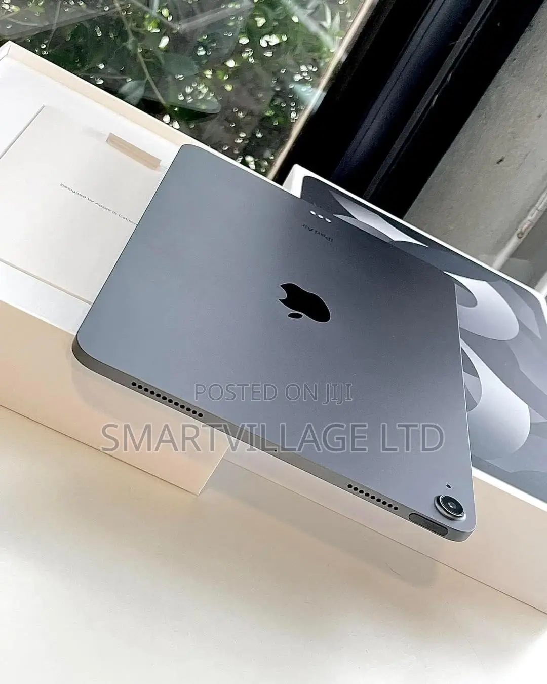 Apple iPad Air (2022) 256 GB Gray