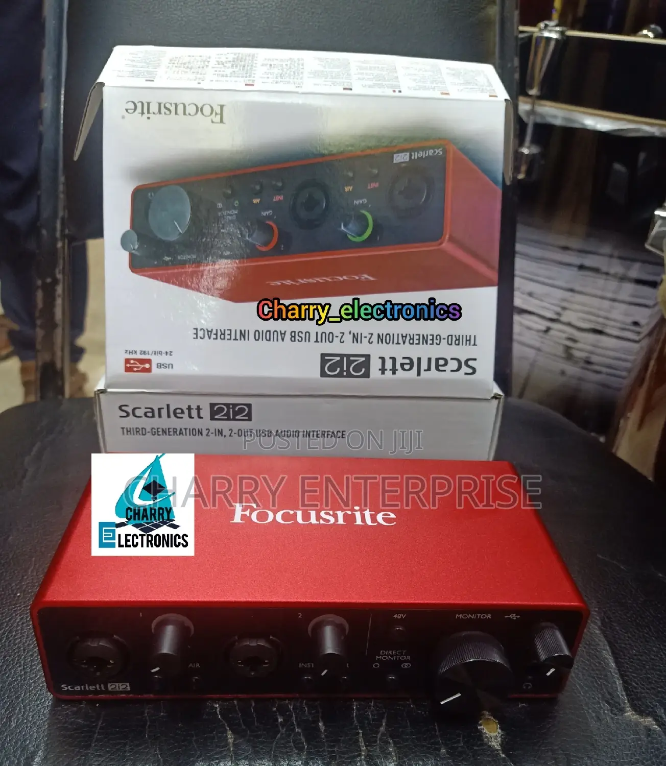 Scarlett 2i2 SOUNDCARD 3 Genertñ 2-In, 2-Out USB a Interf